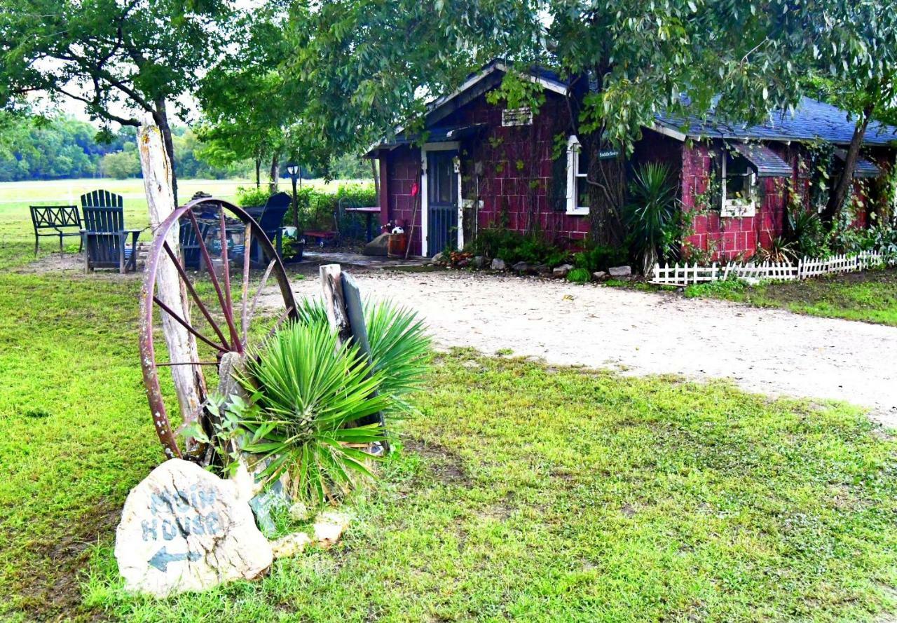 Country Woods Inn Glen Rose Eksteriør bilde